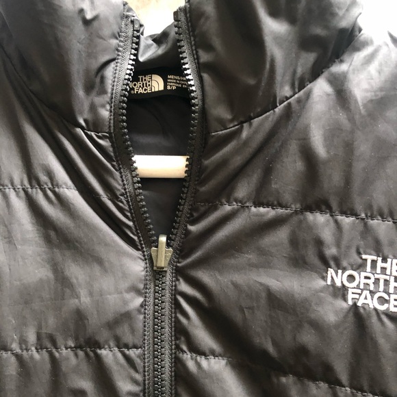 Men’s north face shell jacket size S - Picture 2 of 3